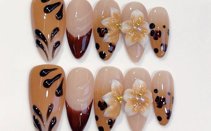 Amber Bloom press-on nails