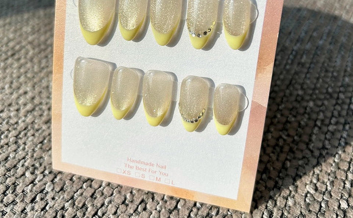Champagne Cat Eye press-on nails