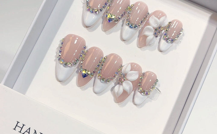 White Flower press-on nails
